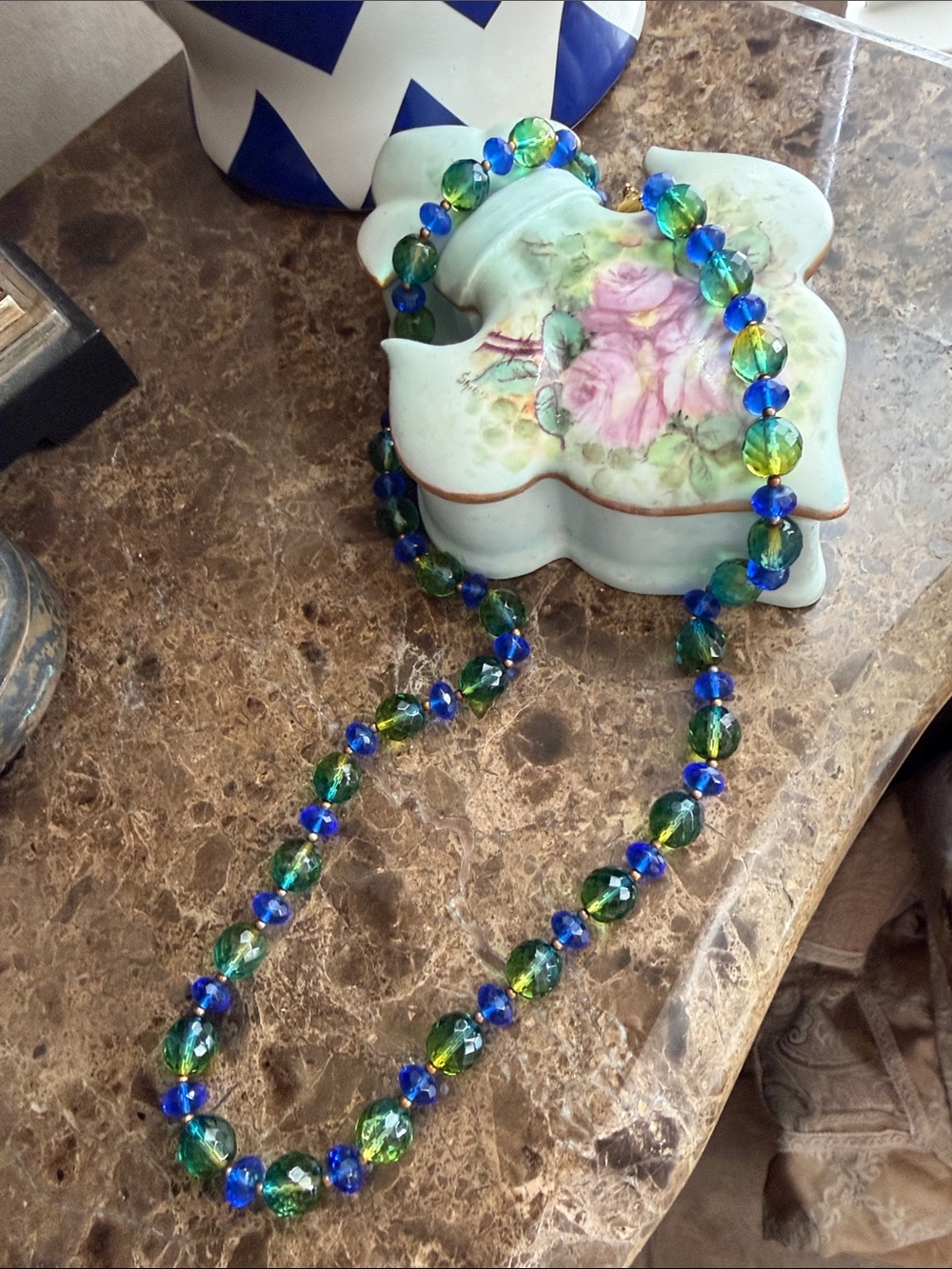 Joan Rivers long blue greenish Czech faceted crystal exquisite adjustable 36” 3”